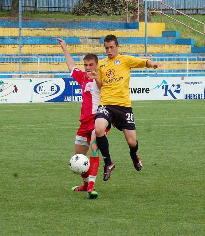 Ilija Nestorovski (vpravo)