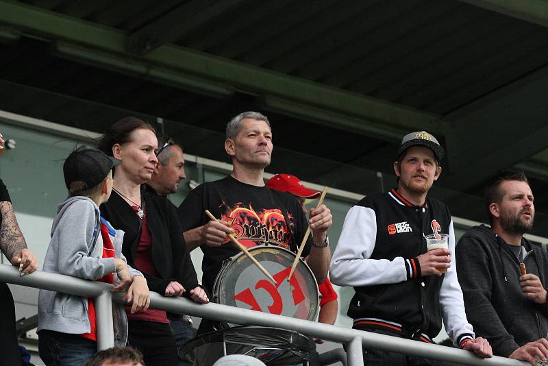 Finále Poháru OFS Jarošovský pivovar sledovalo na stadionu  ligového Slovácka 1234 diváků.