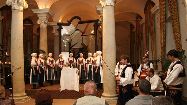 Ženy z Lipova předvedou folklorní koncert.