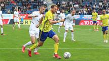 Sobotní derby v Uherském Hradišti opanovalo domácí Slovácko (bílé dresy), které zvítězilo nad Zlínem 3:0.