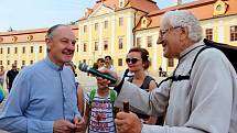 Desítky kilometrů měli za sebou věřící poutníci, kteří dorazili v sobotu dopoledne do poutního Velehradu.