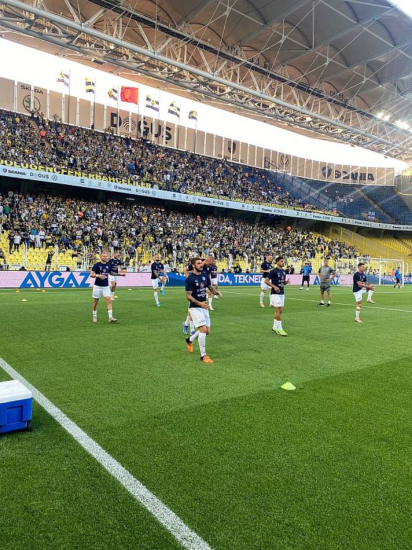 Fotbalisté Slovácka se ve čtvrtek večer představili v Istanbulu, kde vyzvali Fenerbahce.