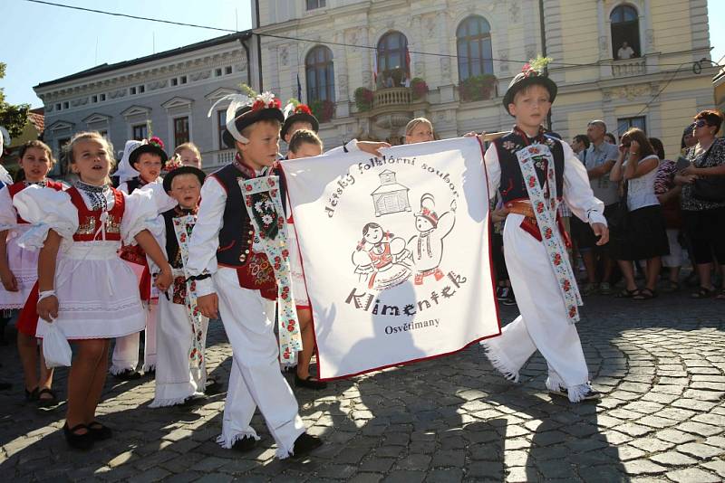 Slavnosti vína 2016 v Uherském Hradišti. Slavnostní průvod.