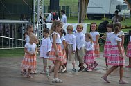 Návštěvníci Slavkova si ve dnech 10. až 12. srpna mohli dopřát kroje  hrající všemi barvami, tanečky a lidové písně znějící ze všech stran.
