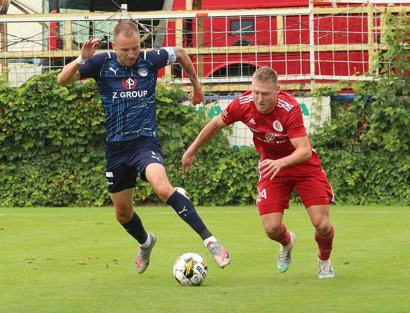 Fotbalisté Slovácka (modré dresy) v přípravě na novou sezonu zdolali druholigový Třinec 2:0.