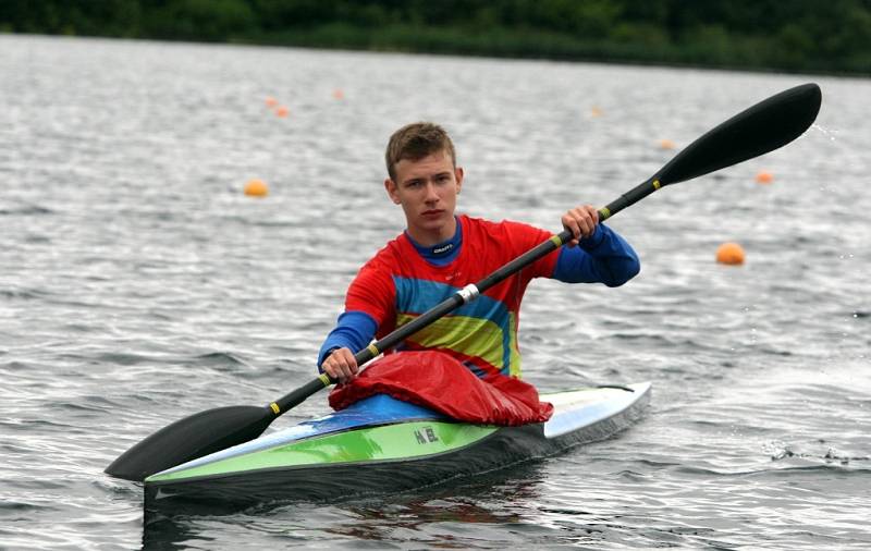 Hry VI. letní olympiády dětí a mládeže ČR ve Zlínském kraji. kanoistika jezero Kunovská tabule v Ostrožské nové Vsi.