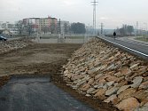 V Uherském Hradišti byly ke konci roku 2013 dokončeny protipovodňové hrá­ze.