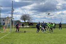 Fotbalisté Mařatic doma deklasovali poslední Popovice 12:0.