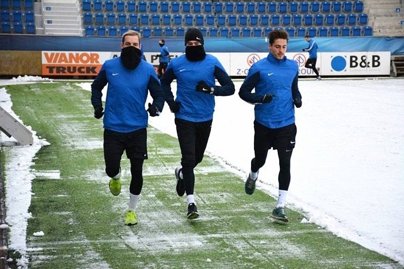 Fotbalisté 1.FC Slovácko v úterý 3. ledna zahájili zimní přípravu.