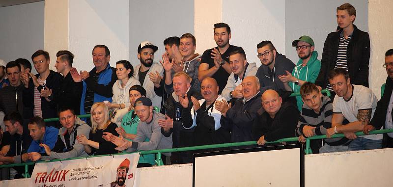 Futsalisté Bazooka CF Uherské Hradiště v úvodním kole 2. futsalové ligy rozstříleli Atraps Hombres Brno 13:4 (6:2)