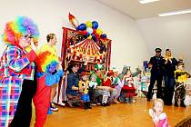 Na rodinném cirkusu se žonglér trefil do vkusu velehradských dětí
