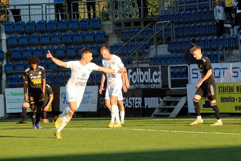 Fotbalisté Slovácka se ve 3. kole MOL Cupu doma utkali s druholigovým Varnsdorfem.