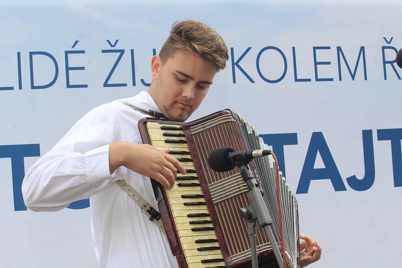 Mirkoregiony se na Slováckých slavnostech vína a otevřených památkách