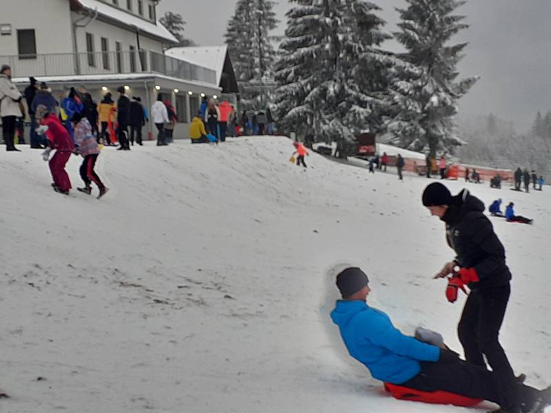 Skiareál Mikulčin vrch, sobota 9. ledna 2021.