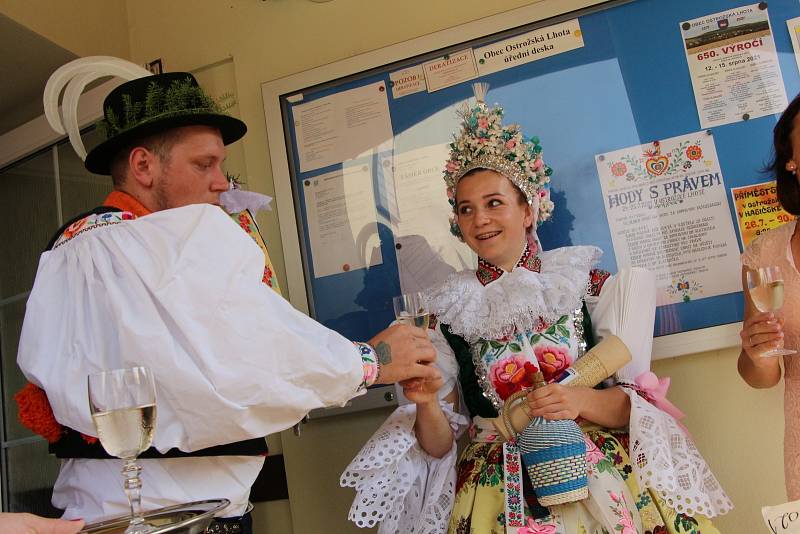 Slovácké hody se stárky v Ostrožské Lhotě