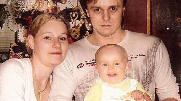 Barborka Volfová s rodiči.