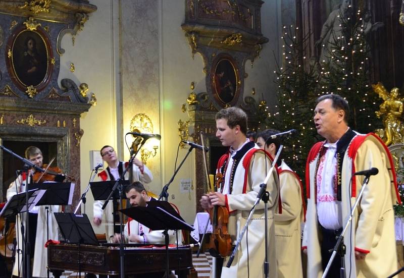 Vánoční charitativní koncert v kostele sv. Františka Xaverského