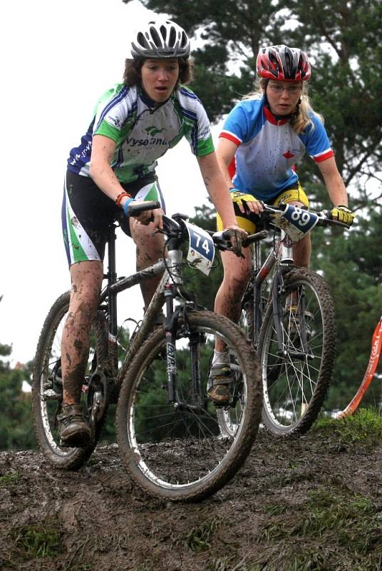 Hry VI. letní olympiády dětí a mládeže ČR ve Zlínském kraji. cyklistika MTB sprint sport. areál gymnázia ve Starém Městě