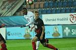 MOL Cup - 1. FC Slovácko SFC Opava. Benjamin Tetteh (v bílém) vs. Matěj Hrabina.