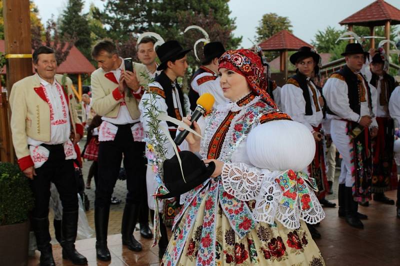 V soukolí kolotoče hodové tradice na Slovácku se o víkendu ocitly i Polešovice. 