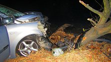Tři zranění po srážce dvou osobních aut u Huštěnovic