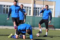 Dopolední trénink fotbalistů 1.FC Slovácko na soustředění v tureckém městě Lara.