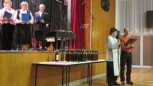 Propojení žehnání vína s vánočním časem nabídl program v Dolním Němčí. 