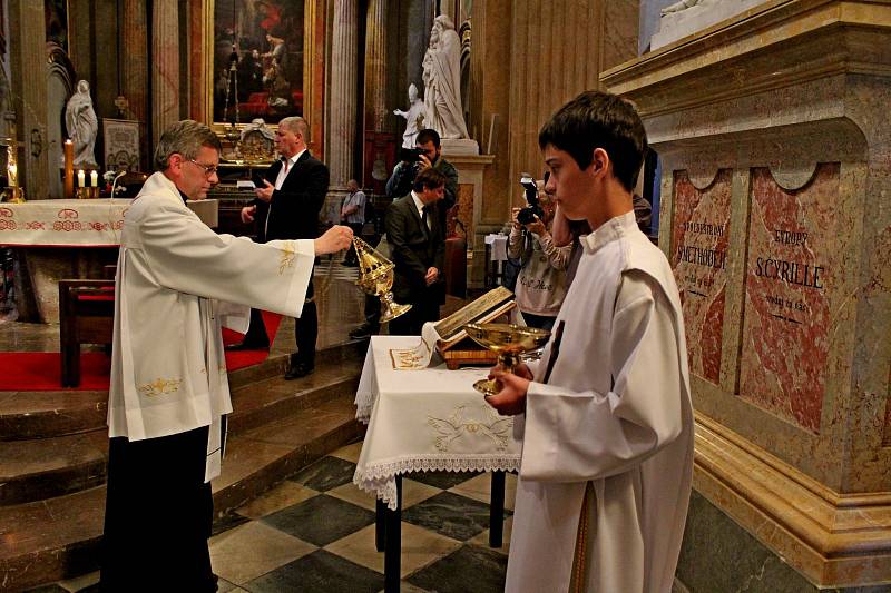 VZÁCNÁ NÁVŠTĚVA. Bulharská viceprezidentka Ilijana Iotova si nenechala ujít návštěvu poutního Velehradu.