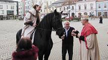 Tříkrálovou sbírku v Uherském Hradišti zahájili tři králové na koních.