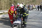 Pomoc hasičů po těžké nehodě s motorkářem v buchlovských horách