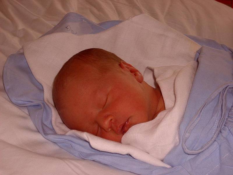 Michal Rídl, 3. 5. 2009, 48 cm, 3100 g, Kunovice