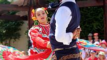 Vystoupení mezinárodních folklórních souborů v  muzeu J. A. Komenského  v Uherském Brodě.Na snímku  Compaňia Mexicana de  Danza folklorica de la Cindar de Mexica