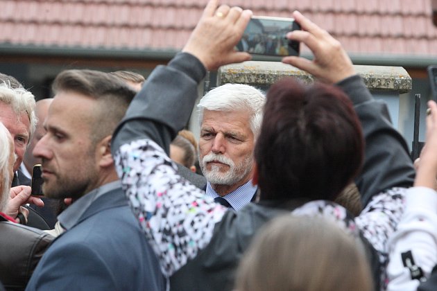 Prezident Petr Pavel s chotí přijede v úterý, navštíví Pardubice a Orlicko