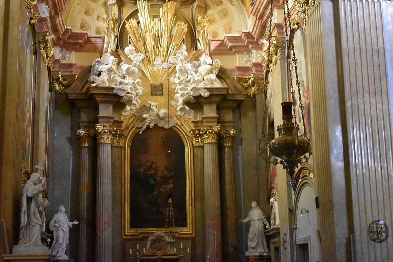Bazilika Nanebevzetí Panny Marie a sv. Cyrila a Metoděje, Velehrad.