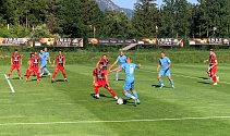 Fotbalisté Slovácka (modré dresy) zdolali v předposledním přípravném zápase druholigový maďarský celek Budafoki MTE 3:0.