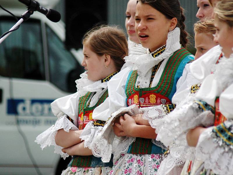 Folklorní soubor Malá Nivnička.