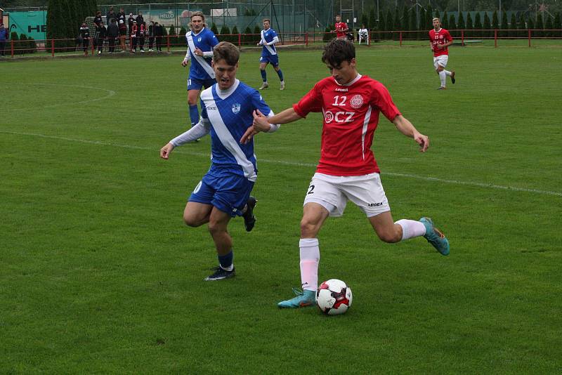 Fotbalisté Uherského Brodu (červené dresy) v 7. kole MSFL zdolali Frýdek-M9stek 2:1.