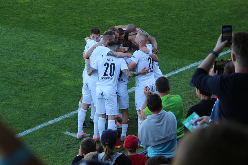 Fotbalisté Slovácka hráli ve finále MOL Cupu se Spartou.