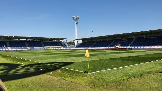 Městský stadion Miroslava Valenty v Uherském Hradišti úplně nevyhovuje požadavkům UEFA. 