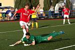 Fotbalisté Uherského Brodu (v červených dresech) v 17. kole Fortuna MSFL remizovali s Kroměříží 1:1.