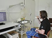 Pro vyšetření plic se používá například plicní spirometr. 