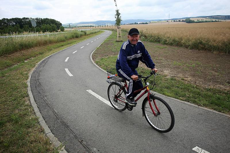 Obec Dolní Němčí. Cyklostezka