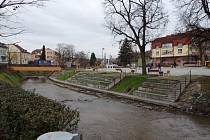 Náměstí vzniklo mezi bojkovickým městským úřadem a domem s pečovatelskou službou. 
