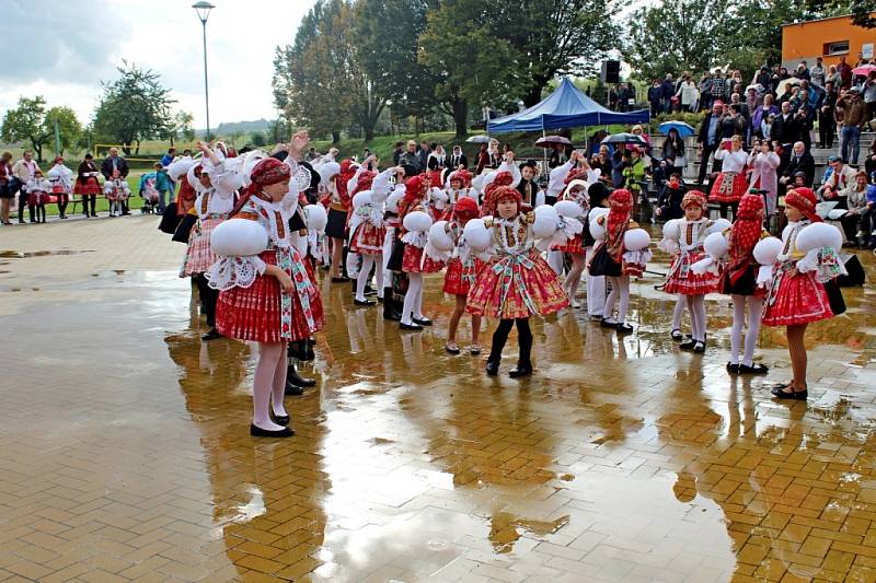 V soukolí kolotoče hodové tradice na Slovácku se o víkendu ocitly i Polešovice. 