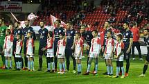 Fotbalisté Slovácka (v modrých dresech) ve 22. kole FORTUNA:LIGY prohráli na Slavii 0:4.