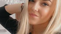 Blonďatá kráska Karolína Nováková z Uherského Hradiště  se uchází o přízeň v soutěži Miss Golf