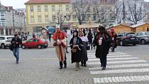 Se třemi králi na koních kráčel Hradištěm  velbloud Paša. Zastavili se i na radnici, kde je přivítal starosta města Stanislav Blaha se svými místostarosty.