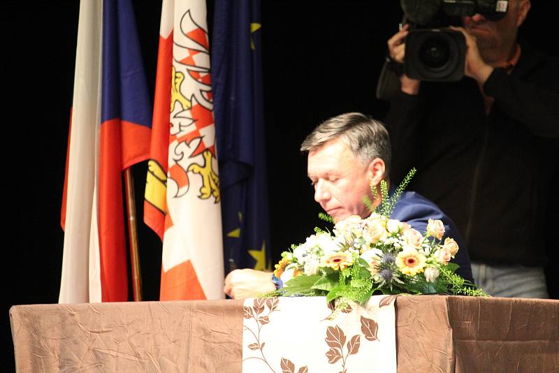 Volba vedení města a starosty na úvodním zastupitelstvu města Uherský Brod. Patrik Kunčar.