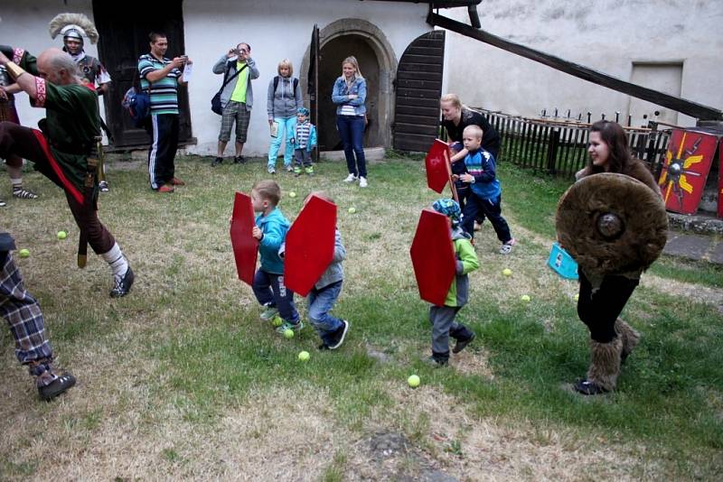 Bohatý předprázdninový program připravila dětem na sobotu Správa hradu Buchlov.