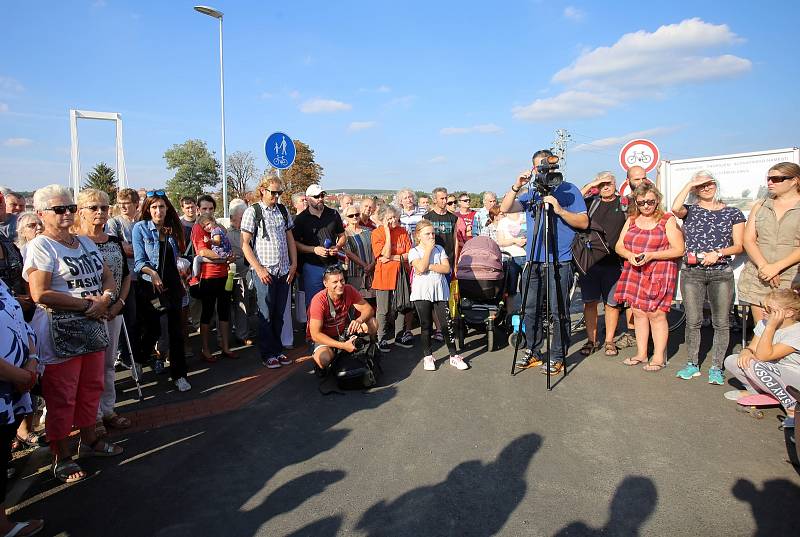 Slavnostní otevření lávky Všezvěd v Uherském Brodě.